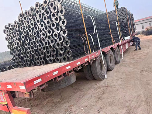 骨架裝車(chē)現(xiàn)場(chǎng)